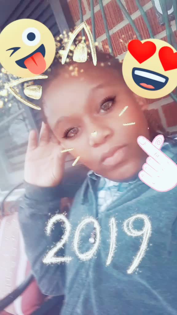 @Niya08