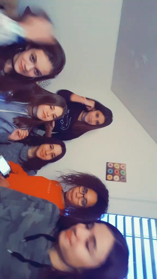 @liana arnelas