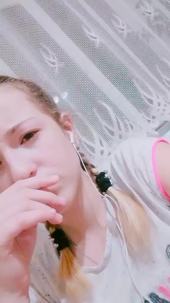 @виктория