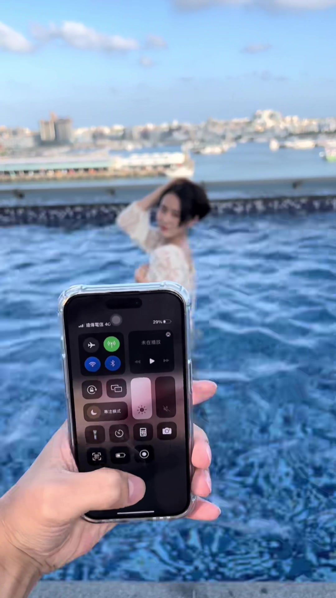 @張霖