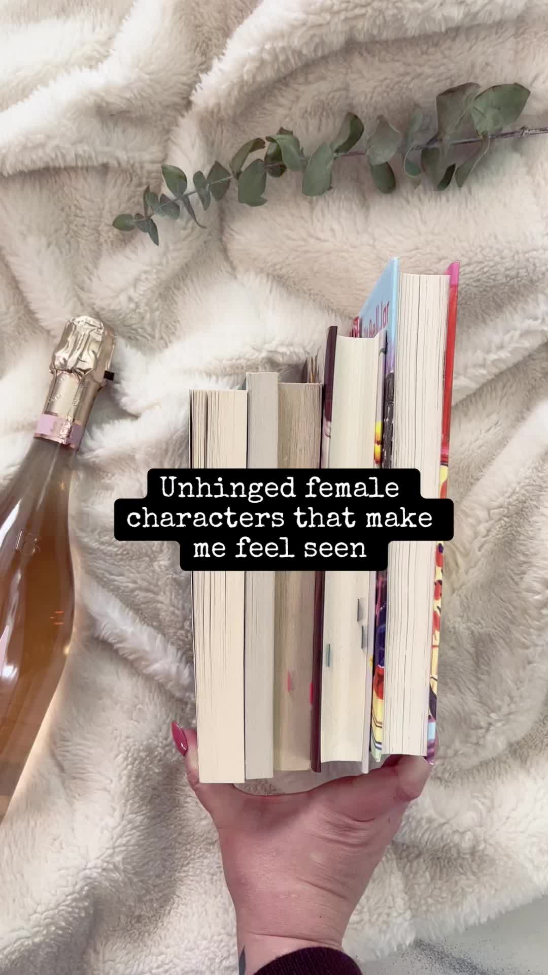 @Sara | books & buns 📚🇨🇦🐰