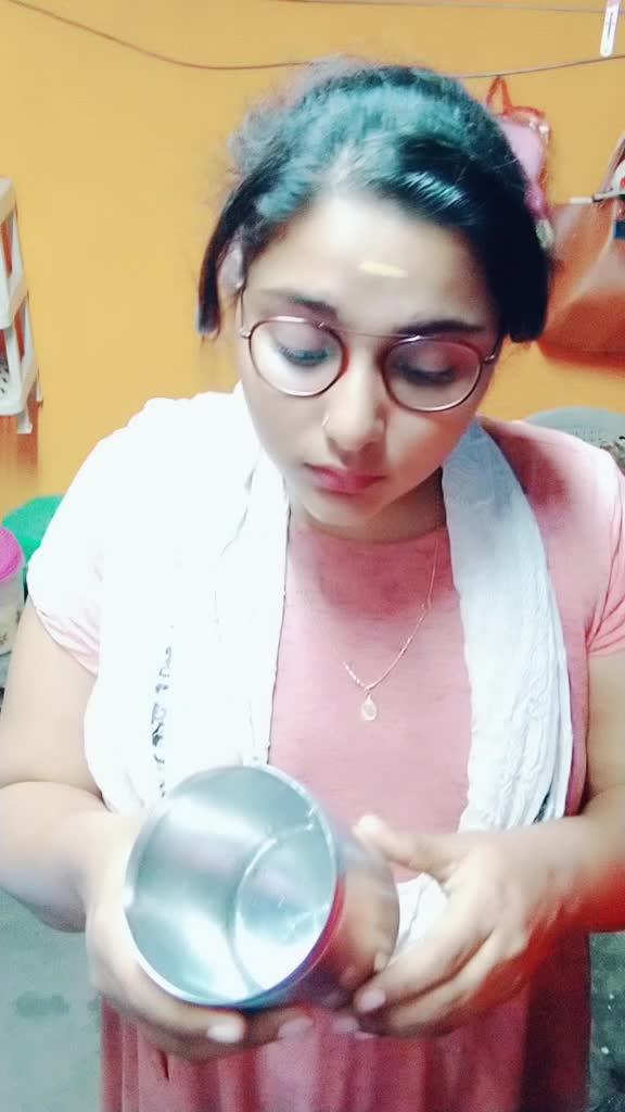 @😍😘😘cute queen😍😘😘