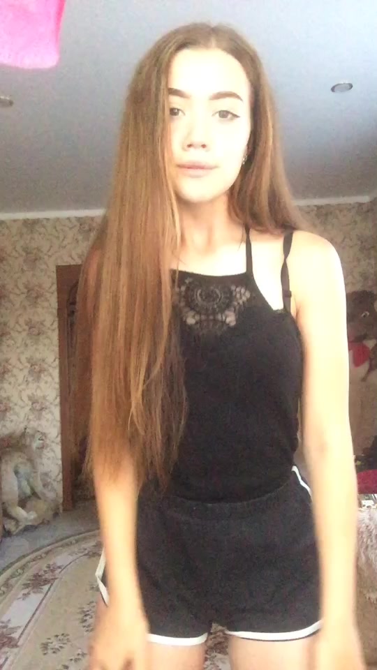 @𝔏𝔦𝔷𝔞_1208