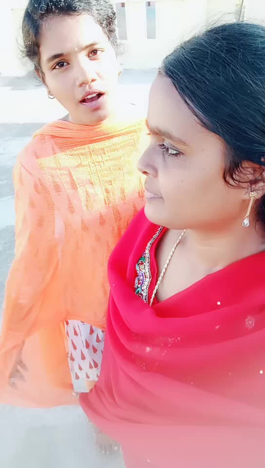@user32280398202