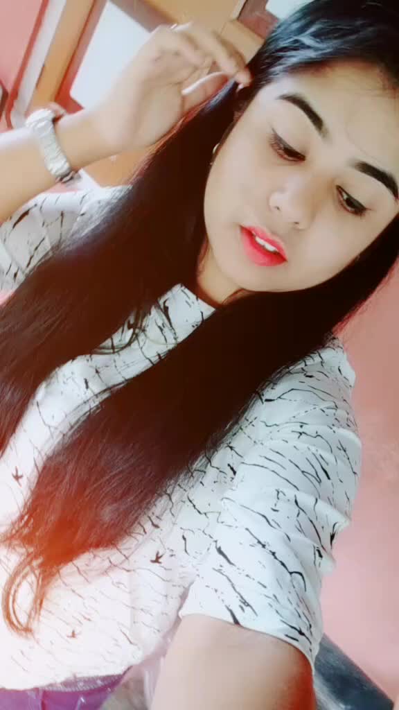 @Dipsikha Dutta👑