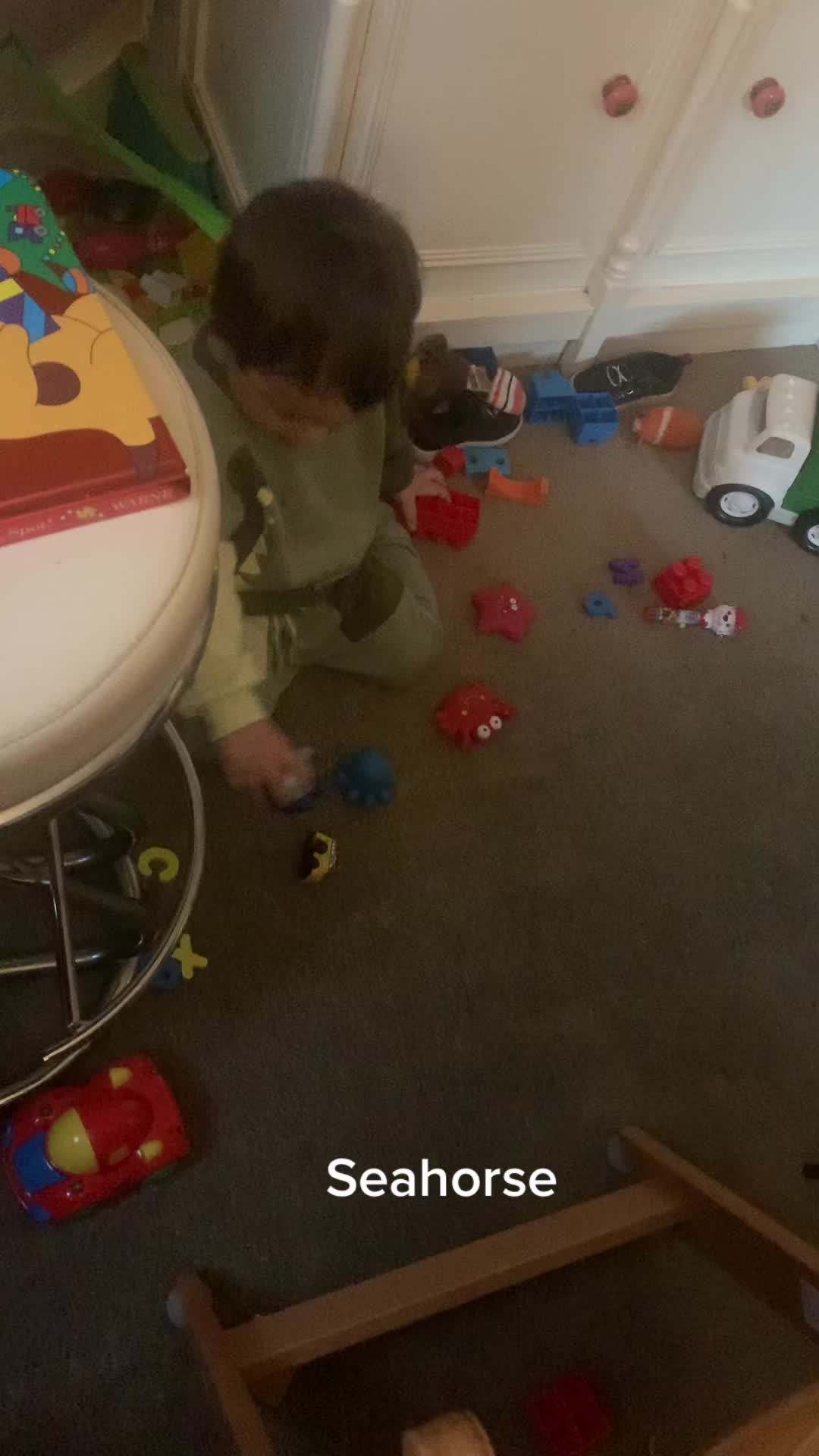 @Pequeño Lewis