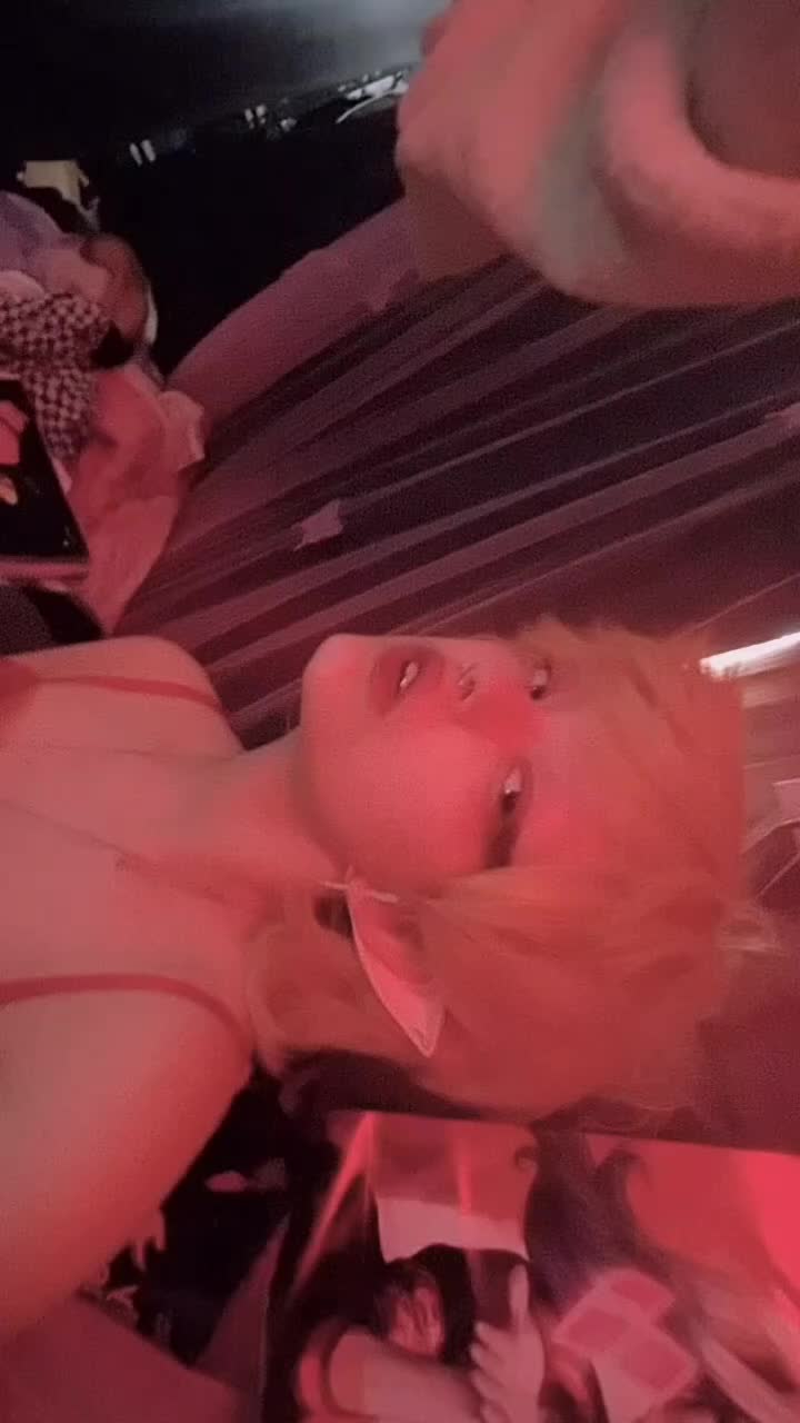 @🍓VOMIT