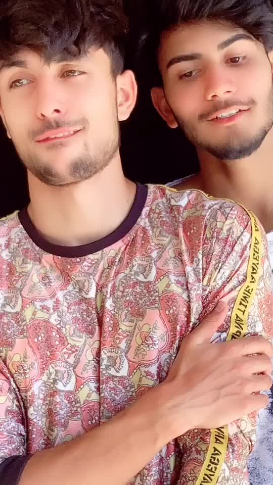 @FAiZU 👑