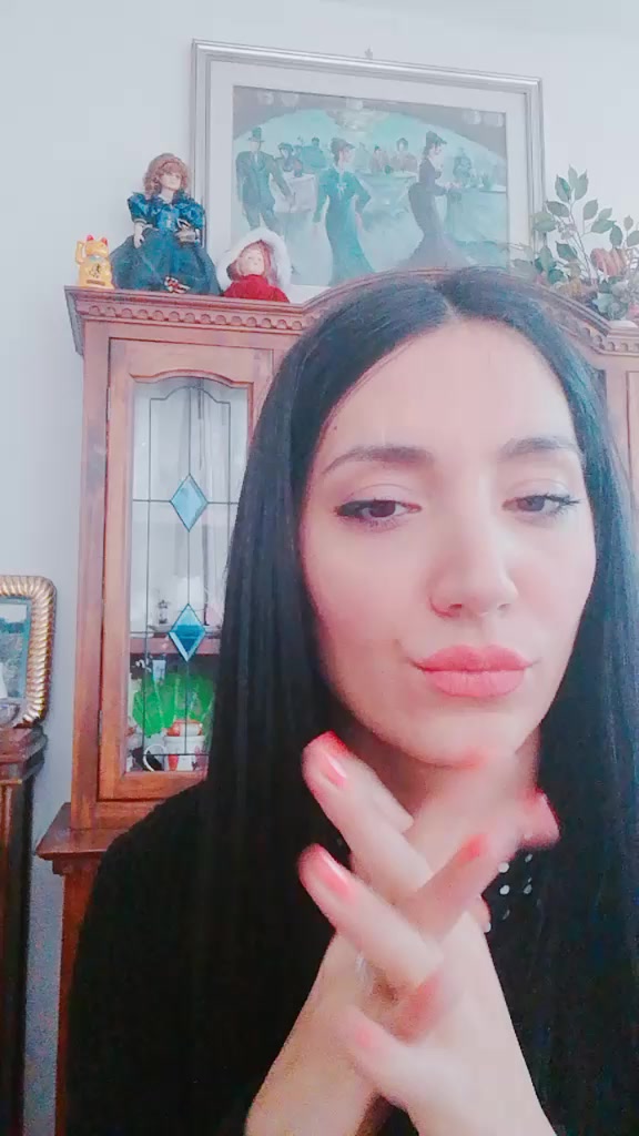 @Claudia Catalano