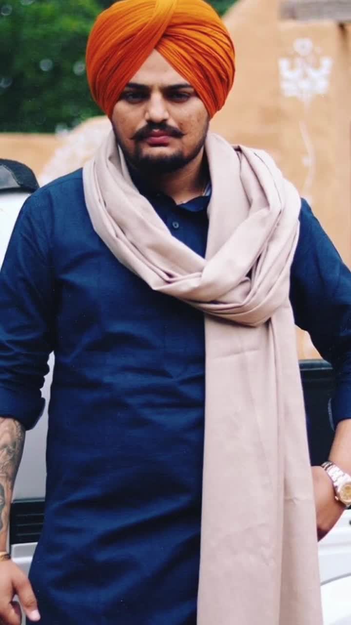 @KAUR ✨