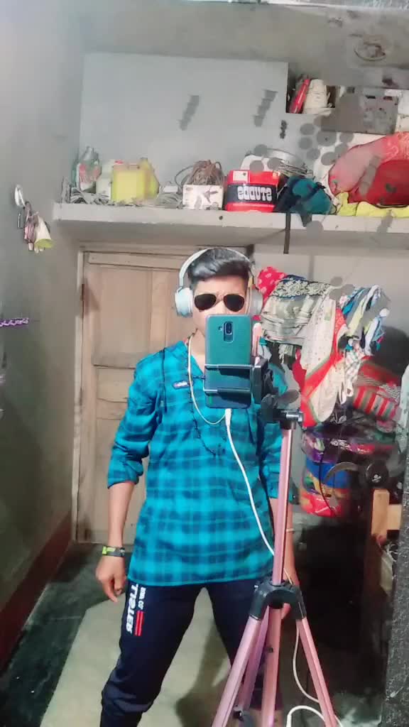 @Chinu Malik 979