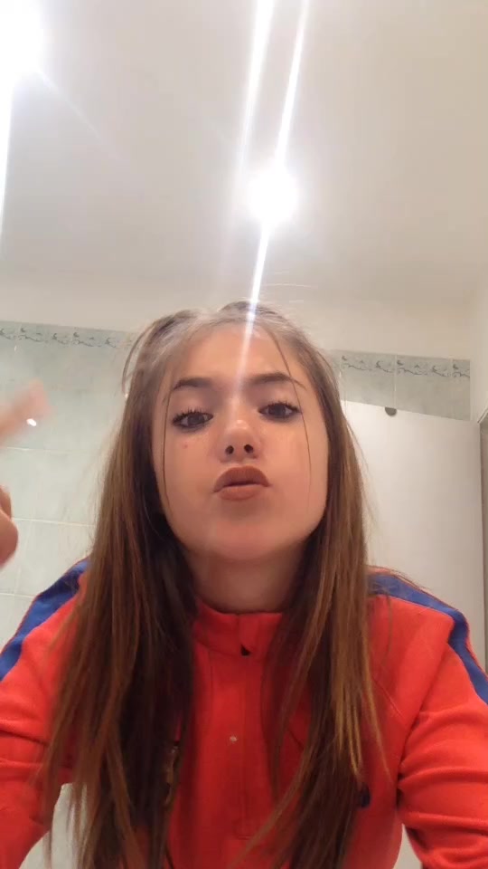 @lisaaa_13