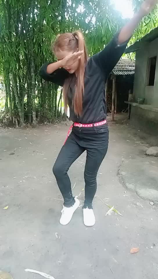 @plz follow me guys