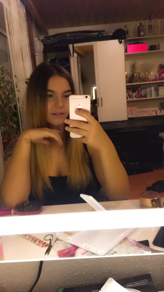 @Annika Singer