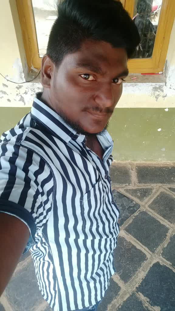 @Naresh prabhas anna