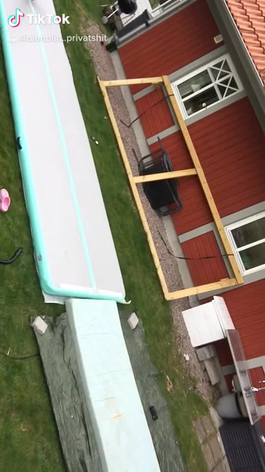 @gymnastic {1 k}