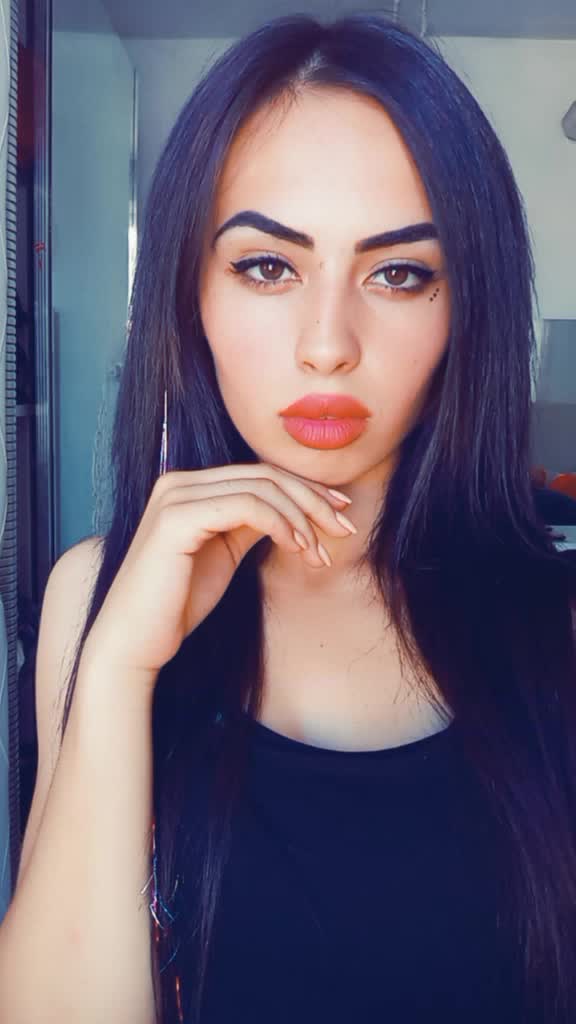 @NeSLiHaN