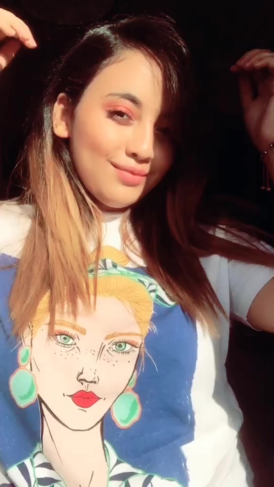 @Lariffienne