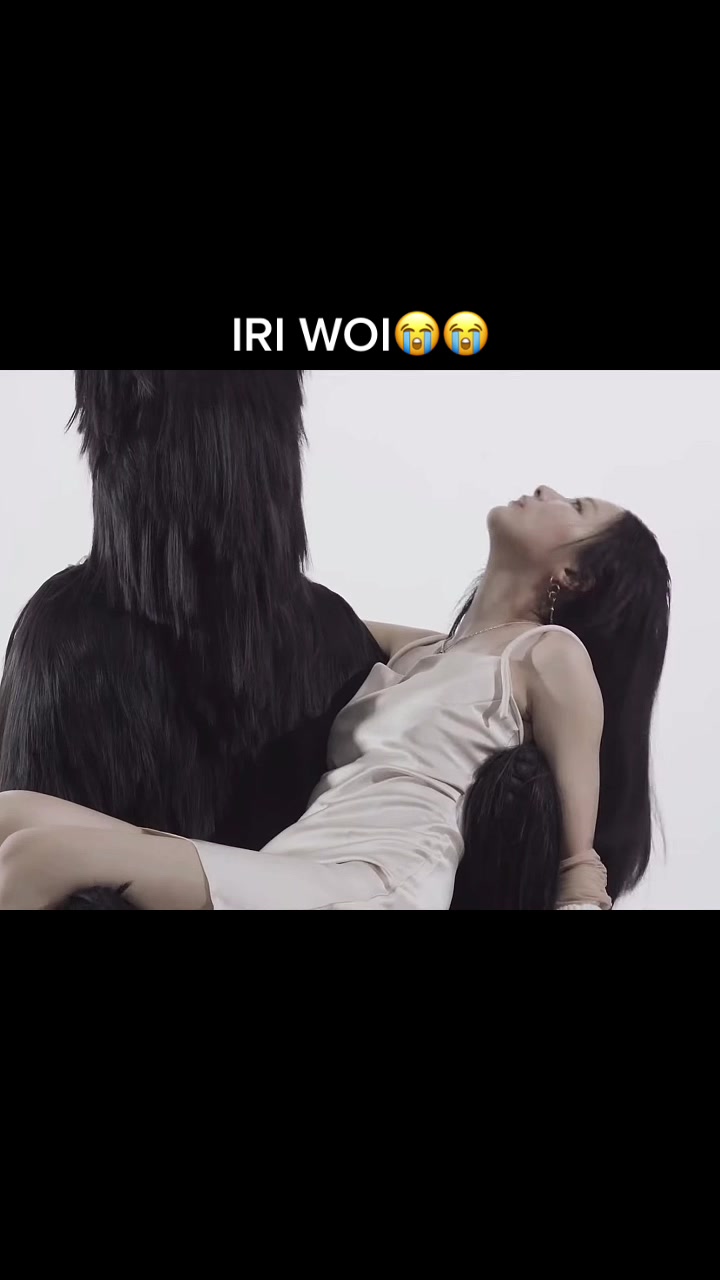 @<3