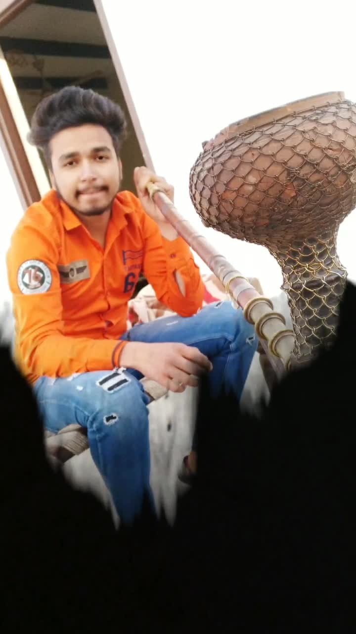 @🎶Gaurav HR_26_AALA;