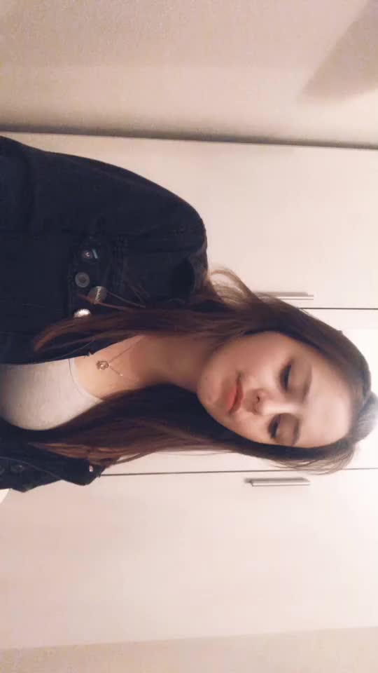 @Nataschaabhn