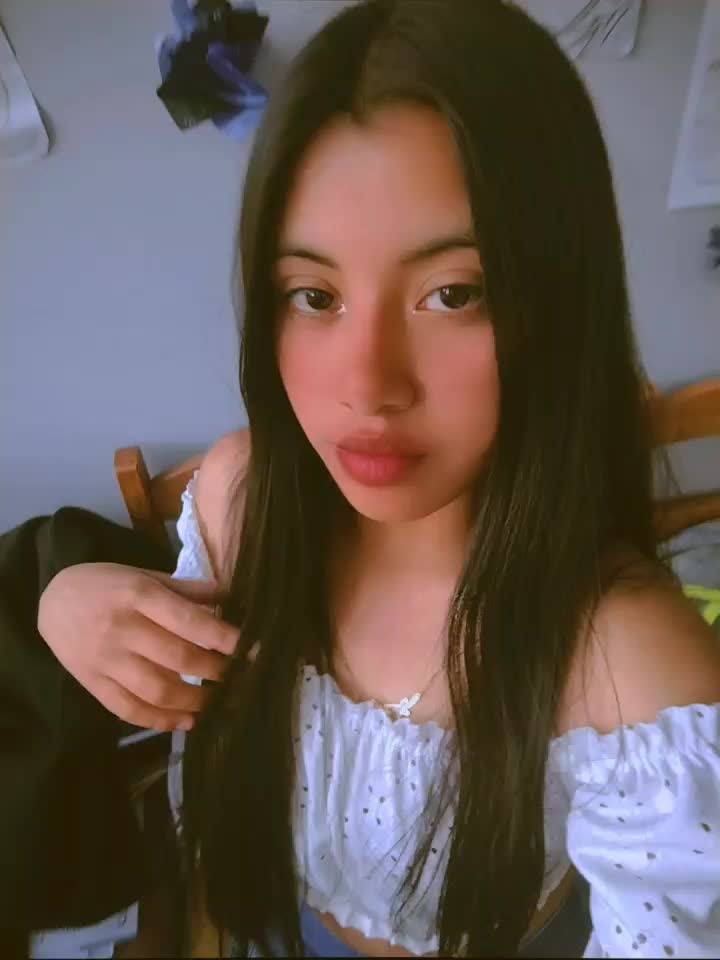 @𝑺𝒉𝒂𝒓𝒐𝒍 𝑵𝒂𝒕𝒂𝒍𝒚🎀
