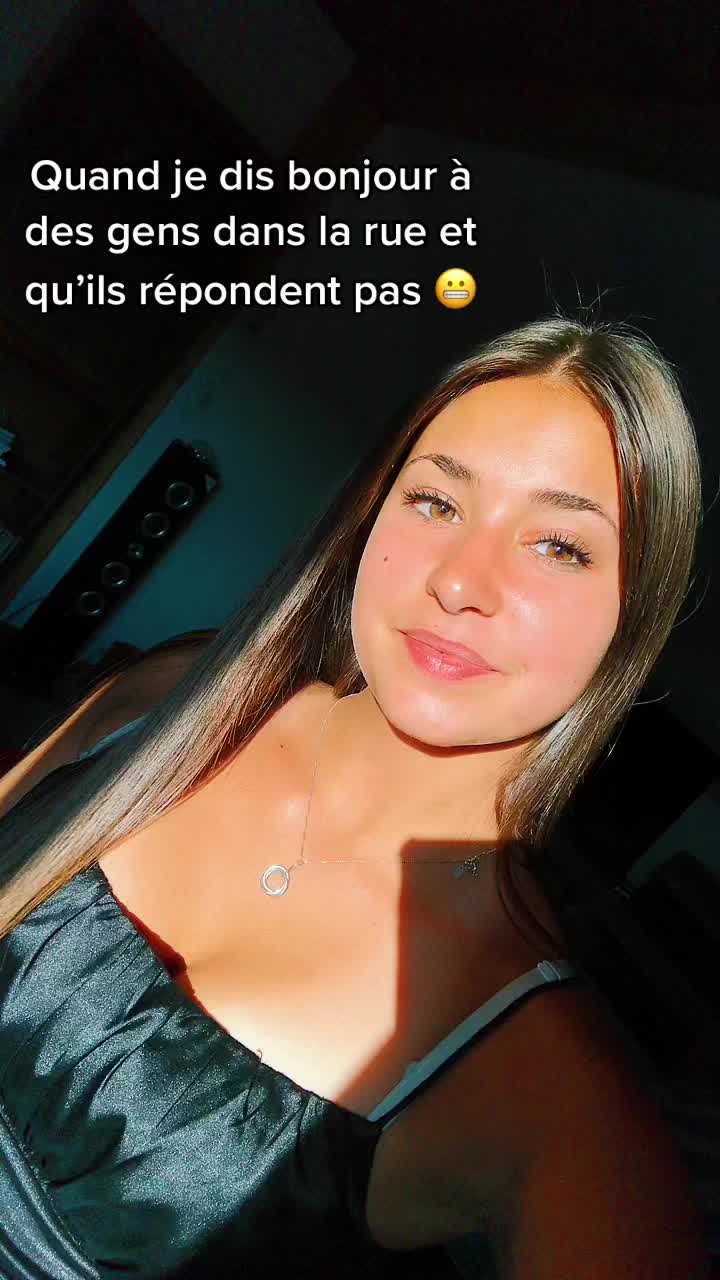@Clélia🥰