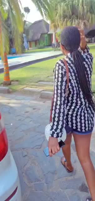 @Chika