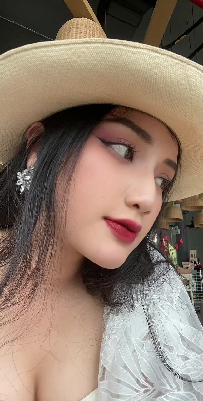 @Tường Vy