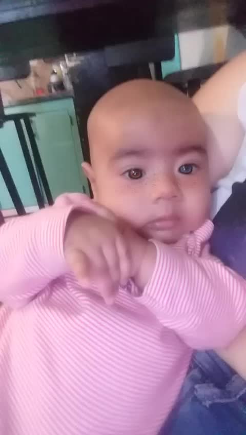@Ojitos_CF