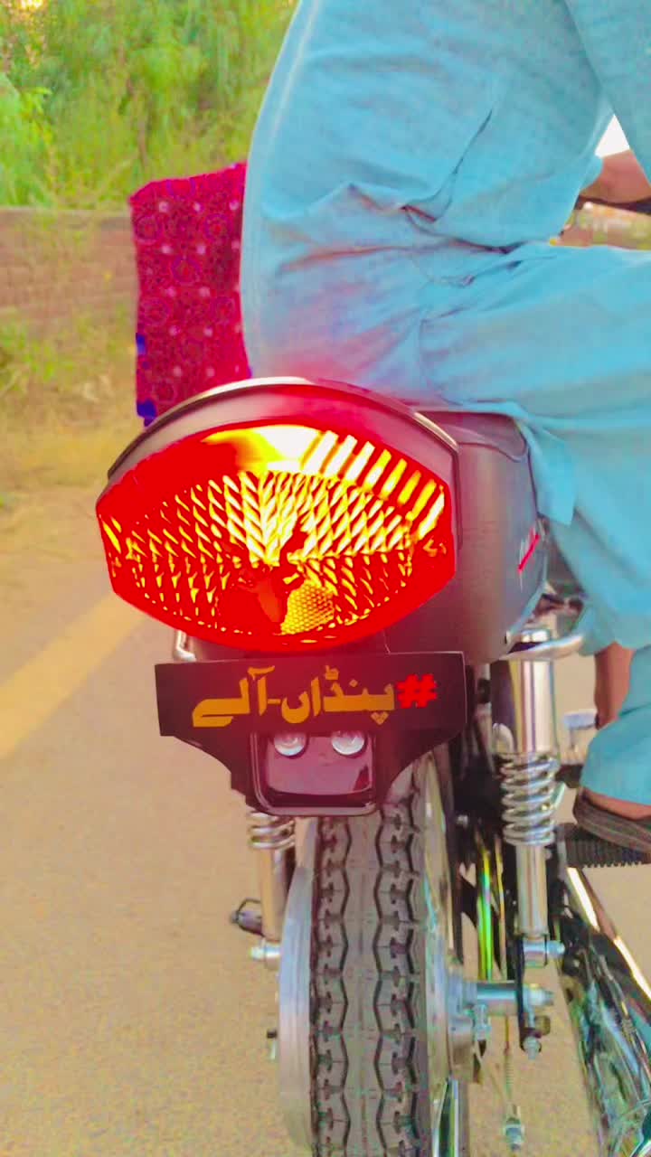 @Awais_._Ahmad ☑️