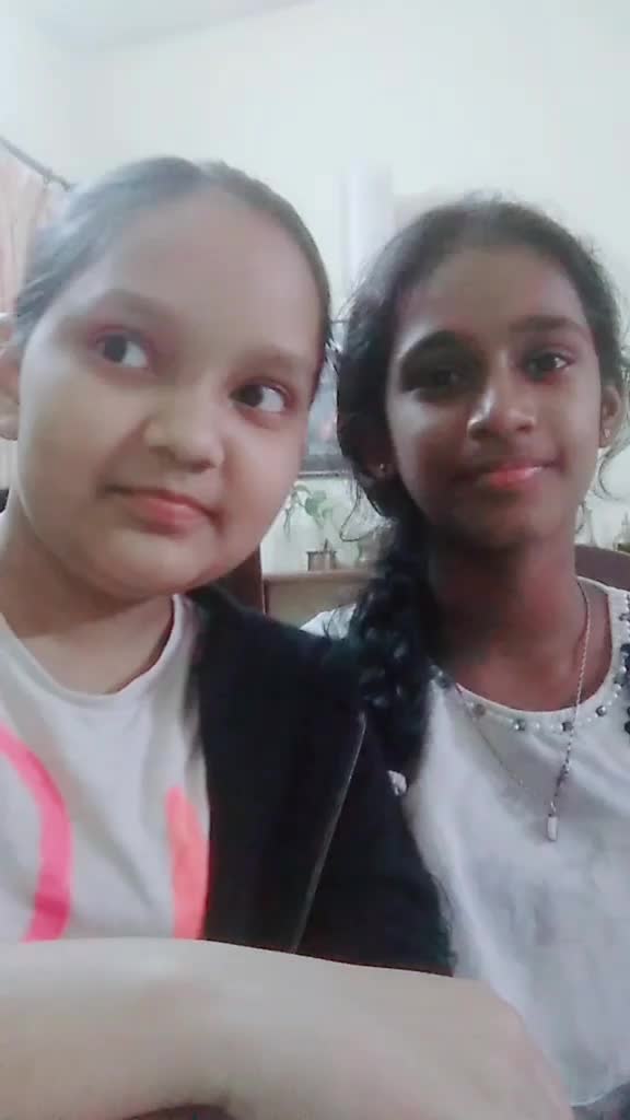 @_Niharika_11