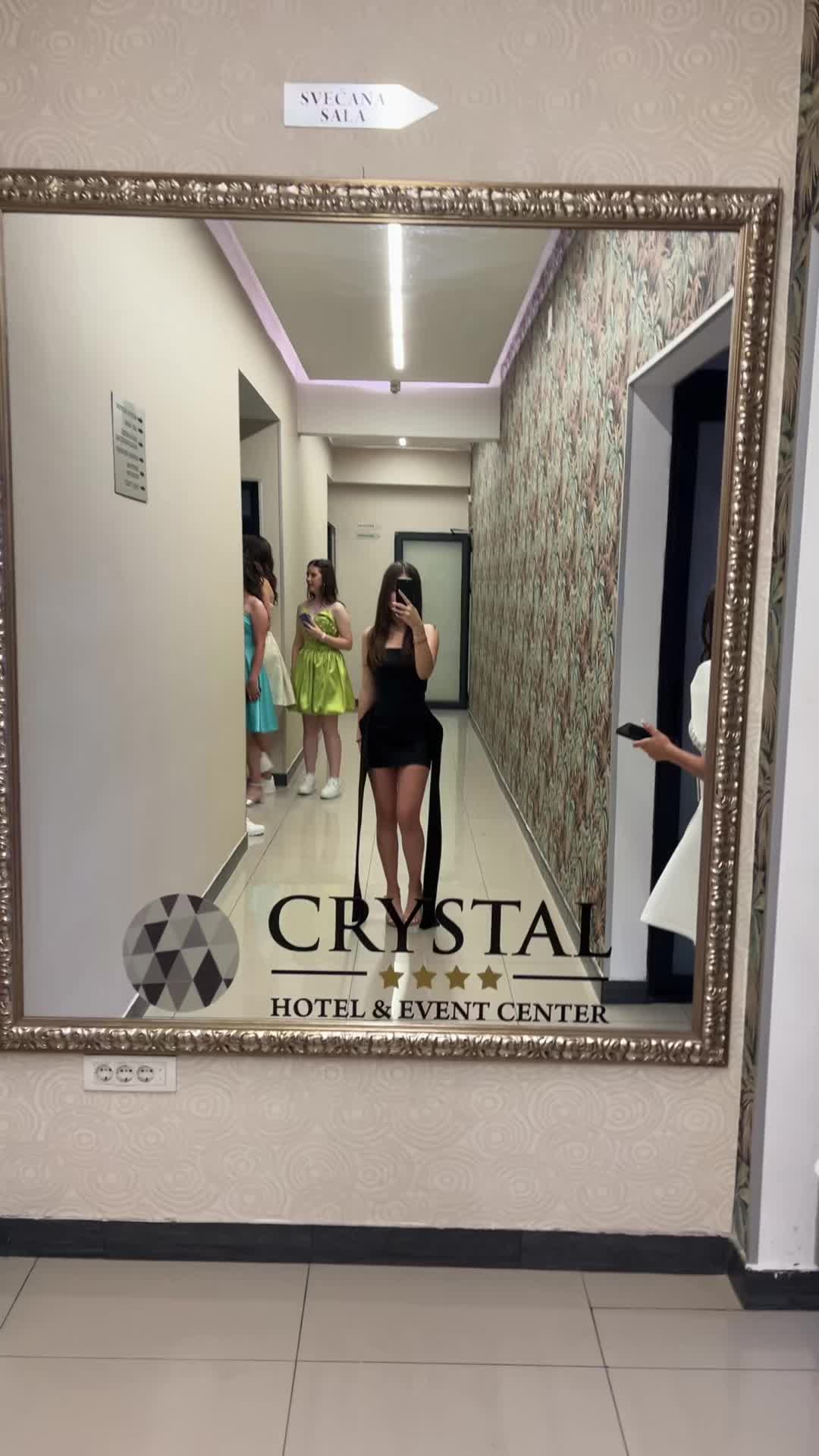 @леица