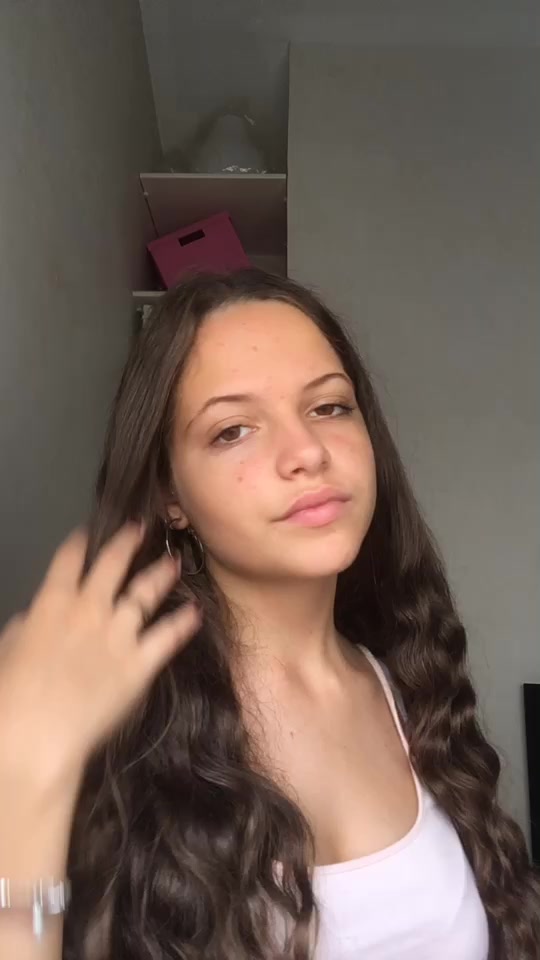 @luciaabelando