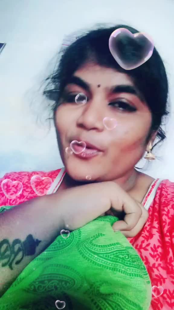 @பச்சை கிளி