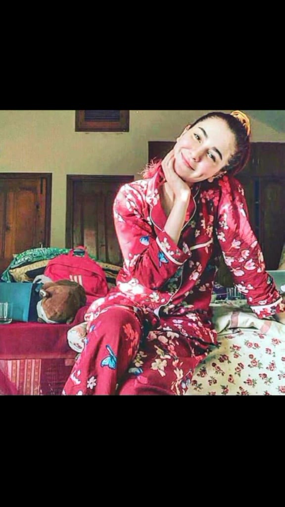 @hania amir..