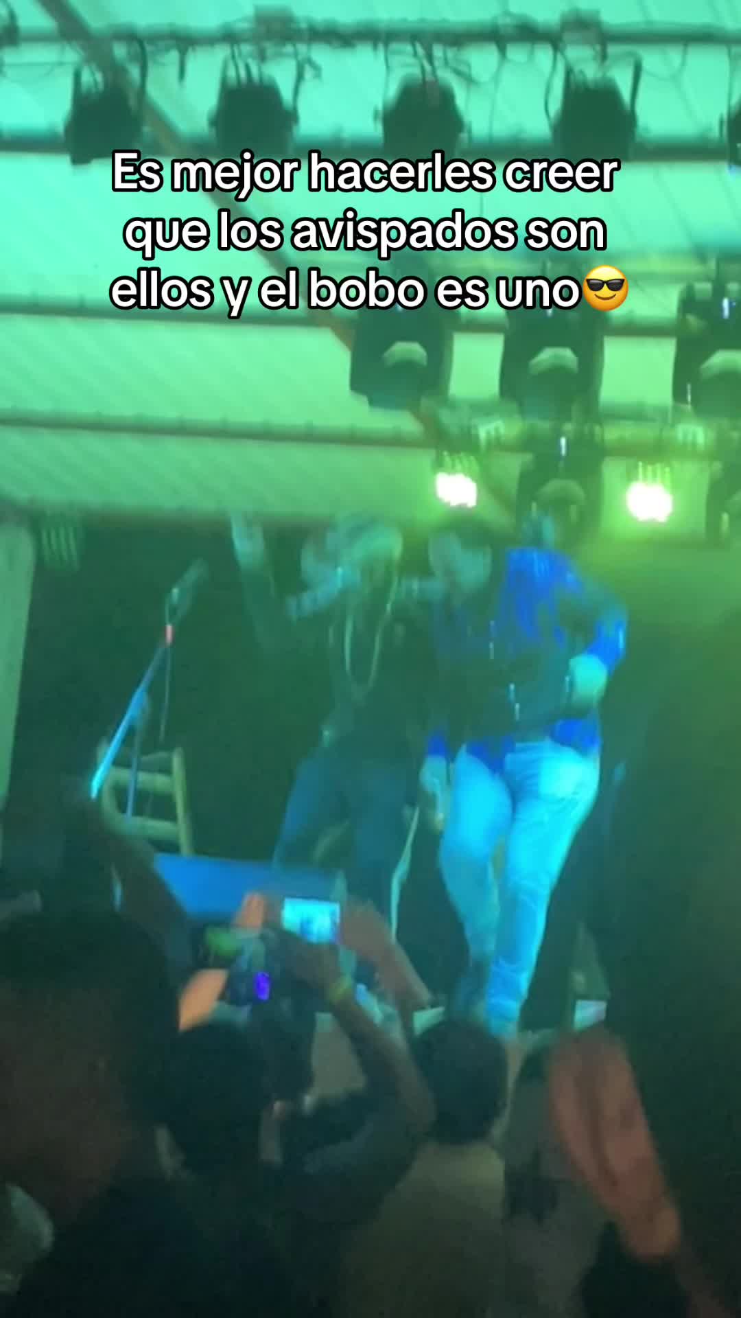@María 🌼