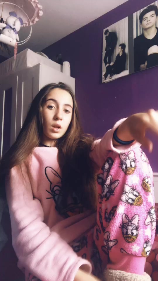 @Lacepuntoristina✌🏽