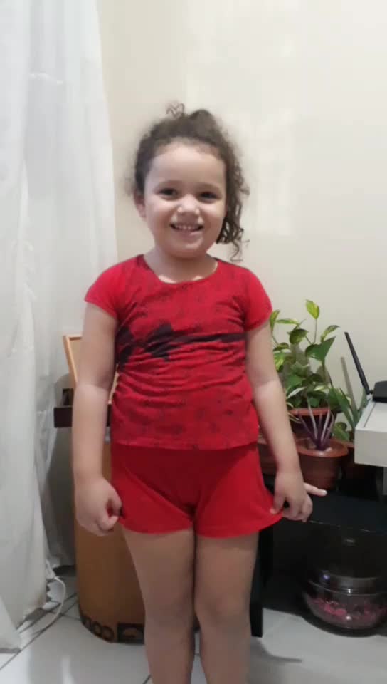 @Laura Eliane226