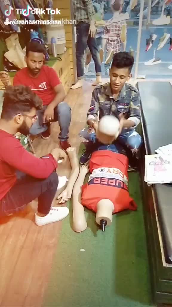 @Rahul Manyani🔥