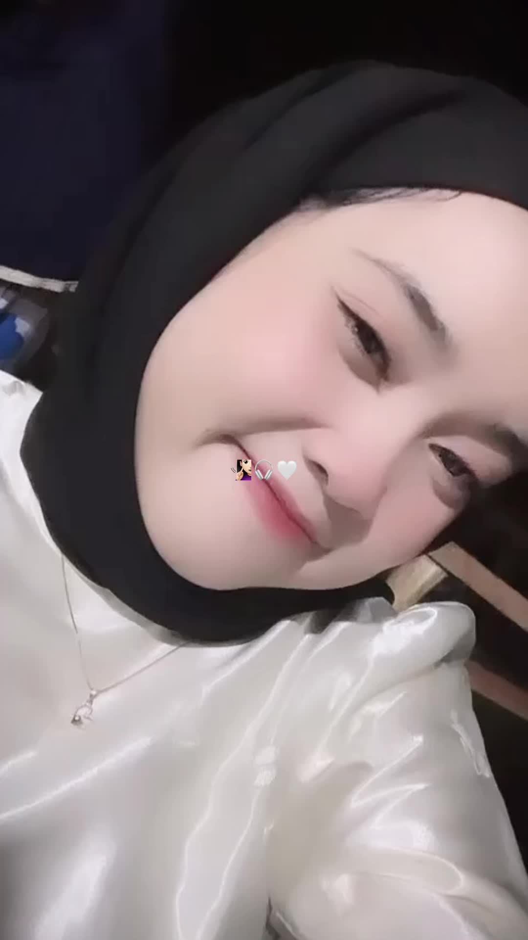 @Yanii