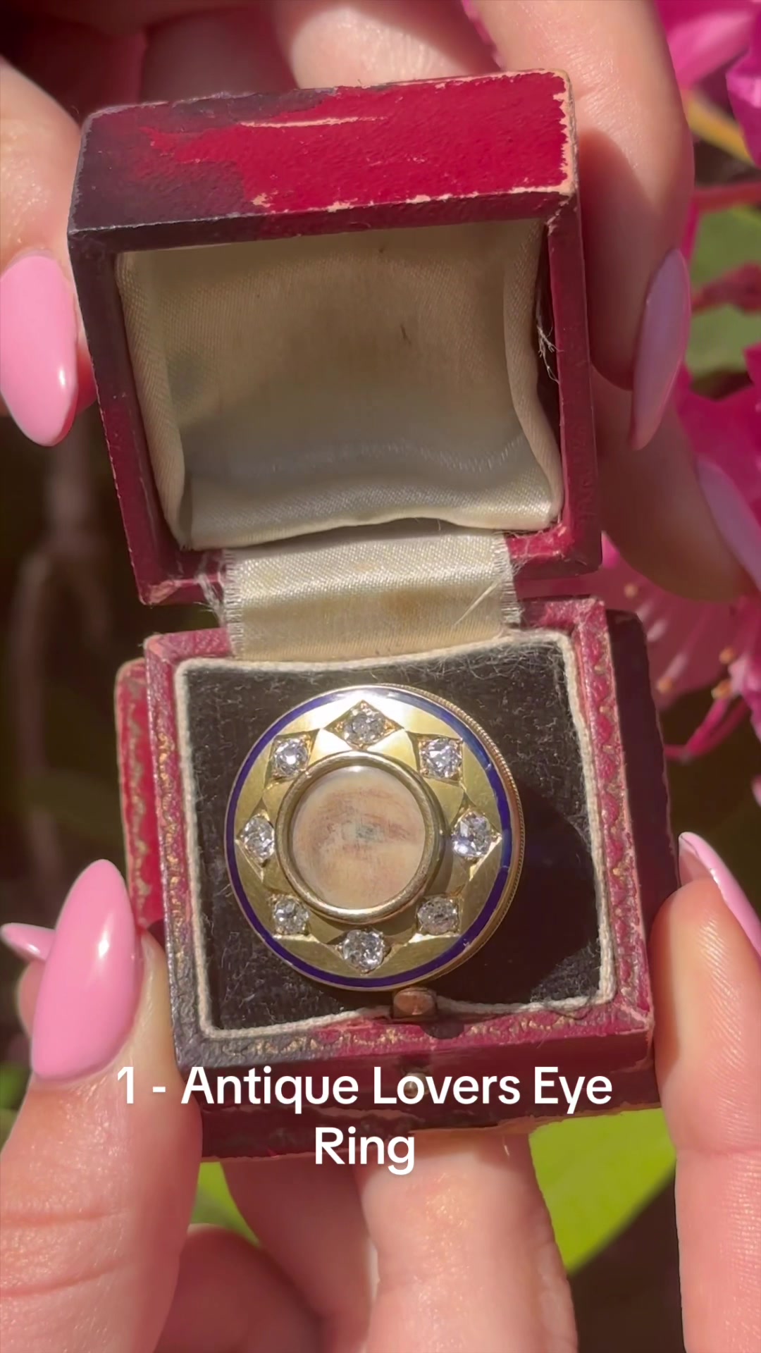 @Laurelle Antique Jewellery