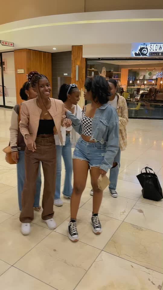 @KANDY🍭