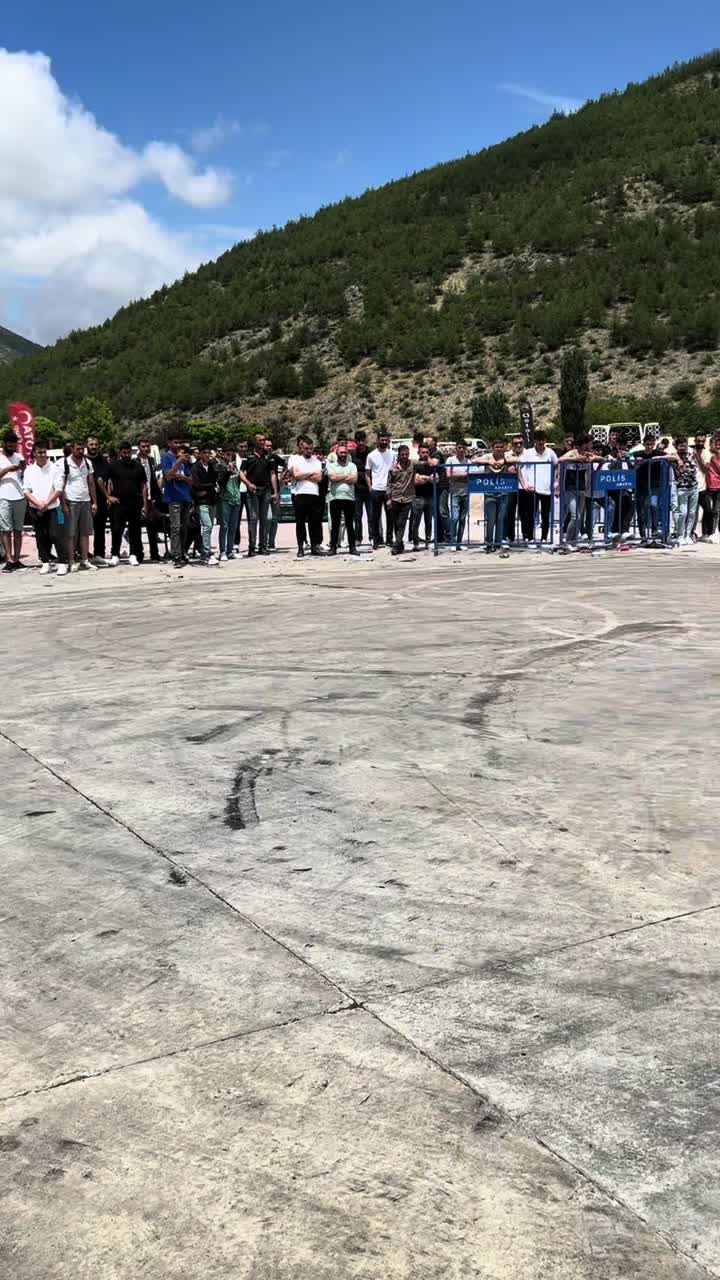 @𝗘𝗥𝗛𝗔𝗡 Ş𝗔𝗛İ𝗡 