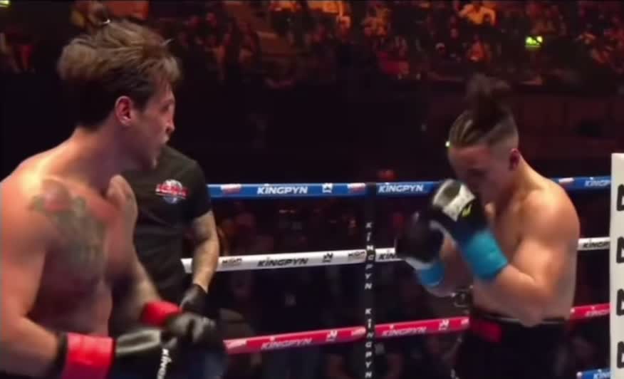 @LiveBoxingFights/BoxingClips