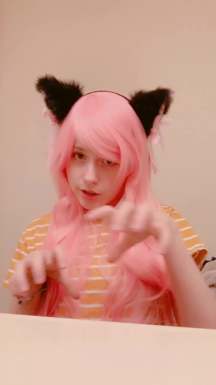 @a weird weirdo