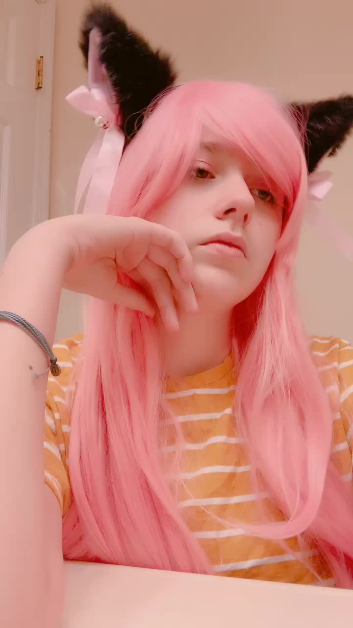 @a weird weirdo