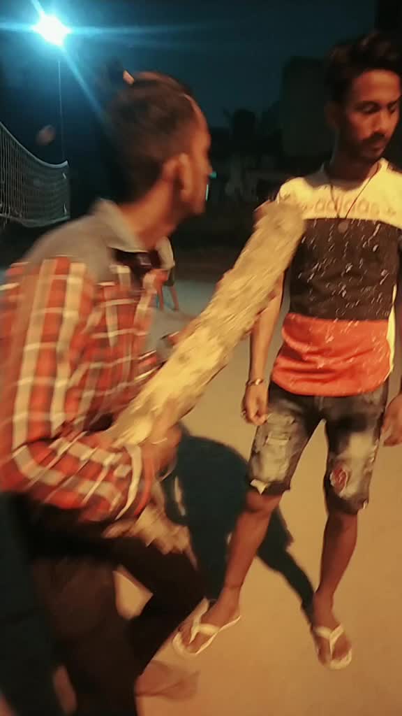 @Çūtè kåmïñâ💪💥👿😈