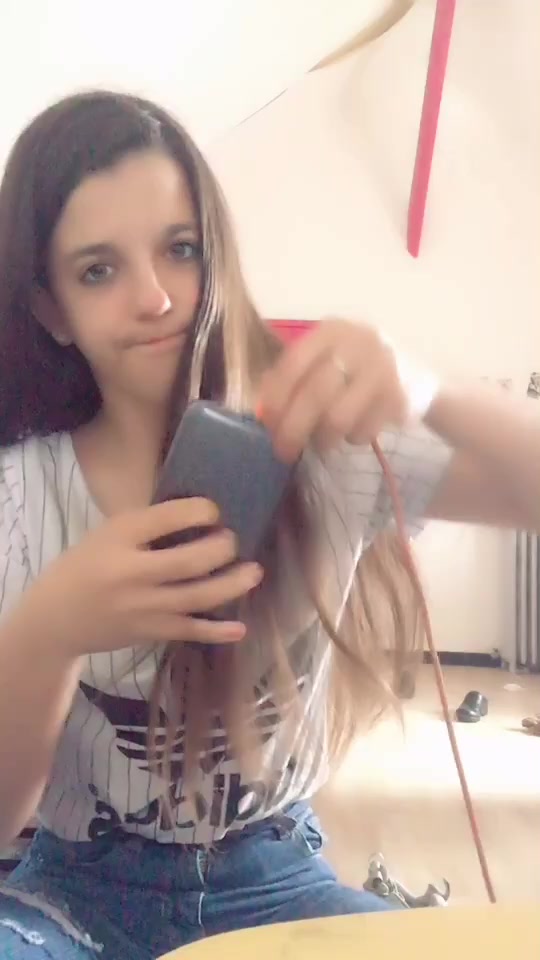 @Yeuxbleugris020..!!🥰