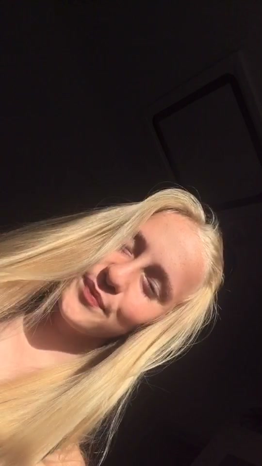 @Scarlett🌺